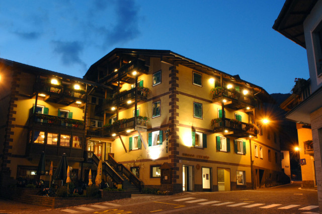 Galleria Hotel Alpino Varena